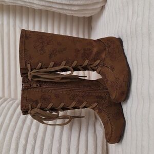 Joyfolie Brown Floral Lace-Up Boots Size Toddler 4 – New